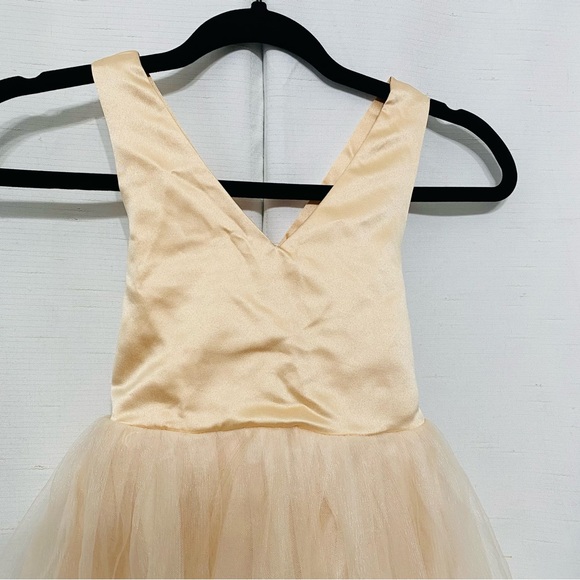 LAVATIER V-Neck Satin Flower Girl Dress for Special Occasions Pretty Princess - Picture 4 of 8